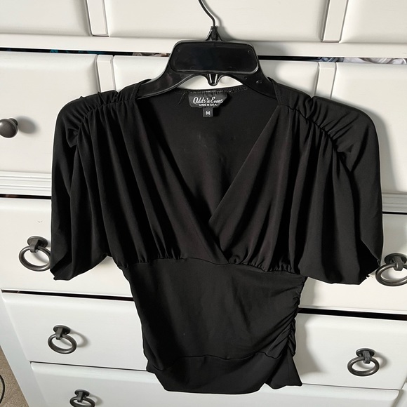 Size medium black top! - Picture 1 of 3